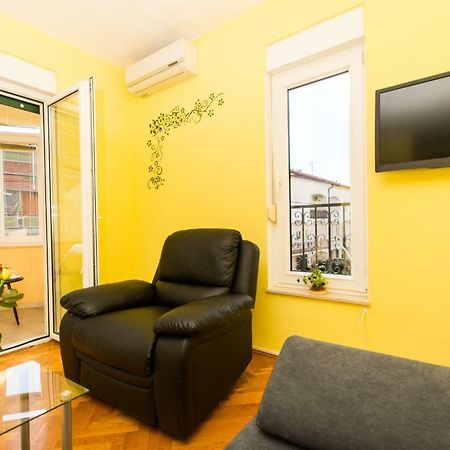 Apartman Ruza Lägenhet Trogir Exteriör bild