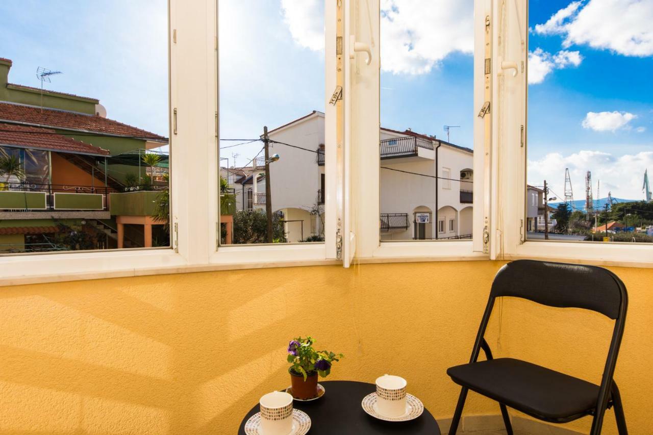 Apartman Ruza Lägenhet Trogir Exteriör bild